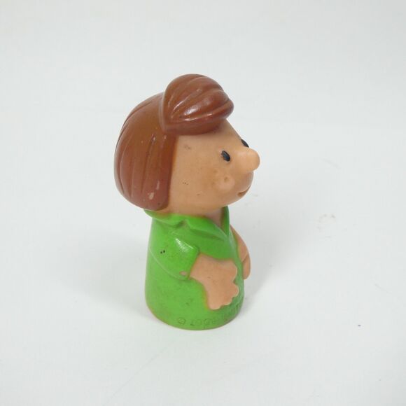 Peppermint Patty 2" Tall Peanuts Figure Plastic United Feature Syndicate Vintag - Picture 4 of 7
